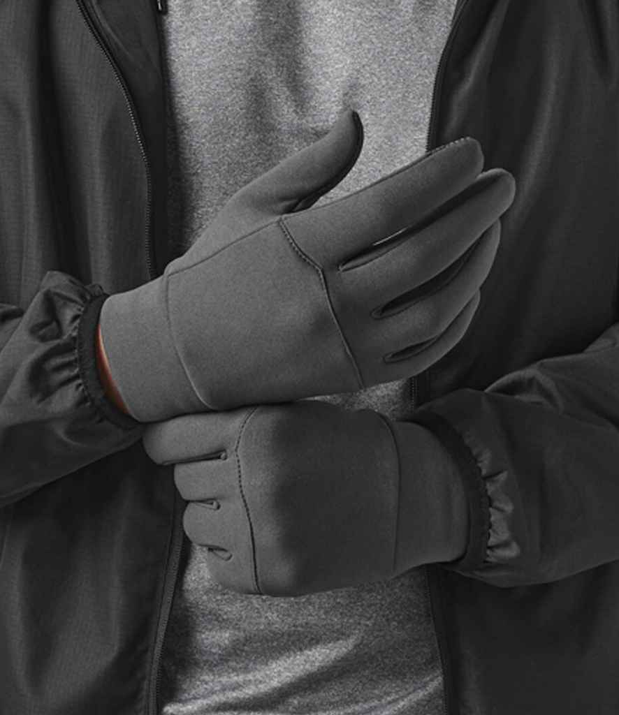BB310 Beechfield Sports Tech Soft Shell Gloves