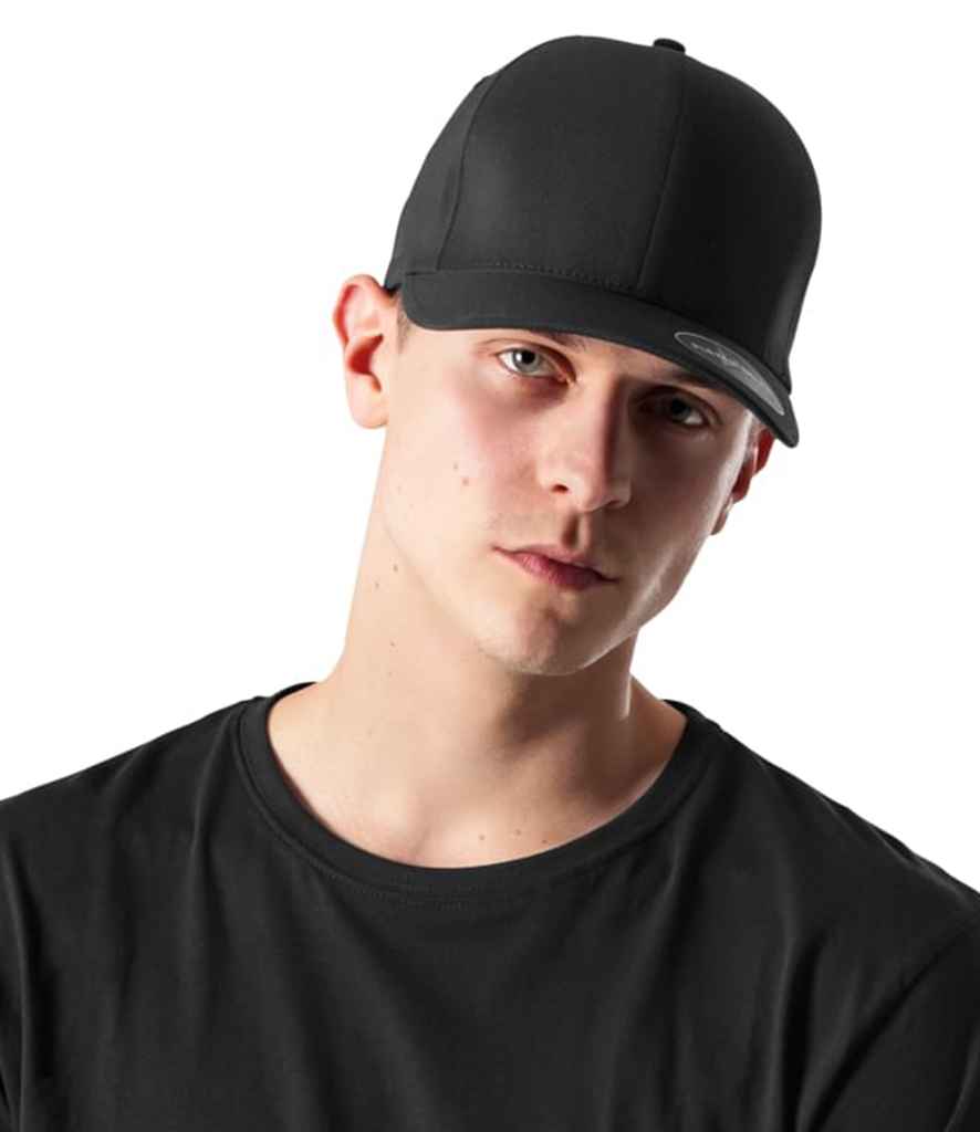 F180 Flexfit Delta® Cap