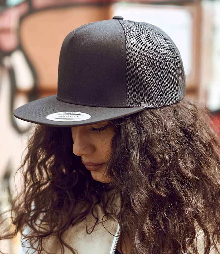 F6506 Flexfit 5 Panel Retro Trucker Cap